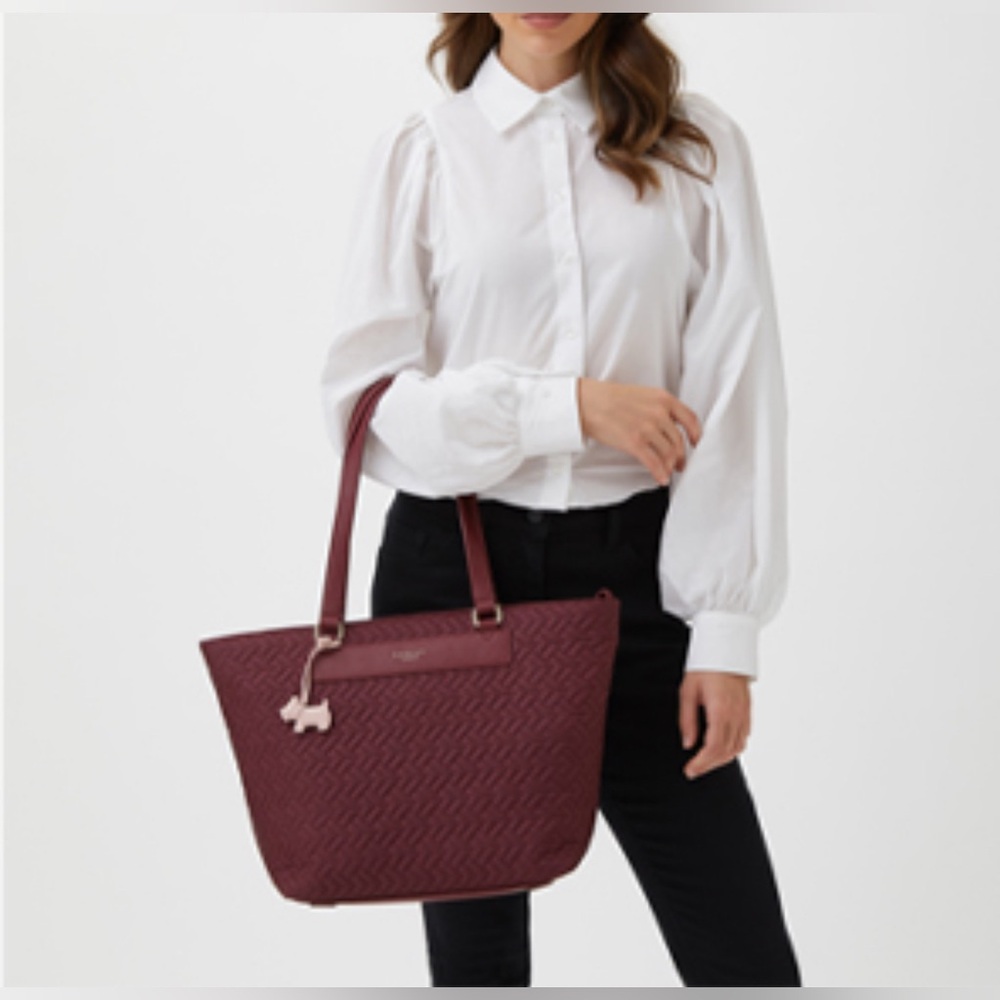 Radley London Barge Walk Medium Zip Top Multiway bag burgundy color shopper tote - Picture 2 of 16